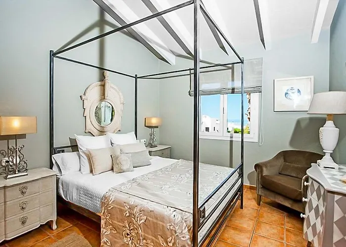 Bini Cel Villa Binibeca