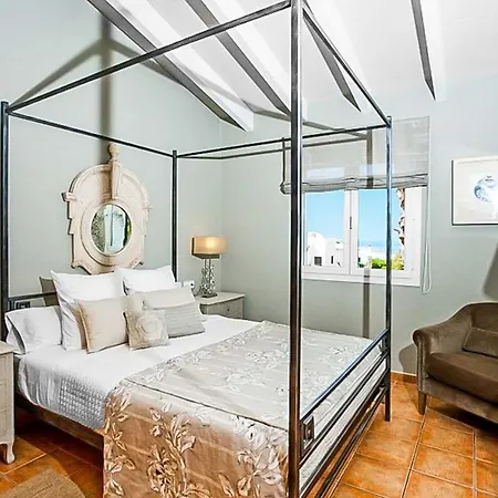 Bini Cel Villa Binibeca